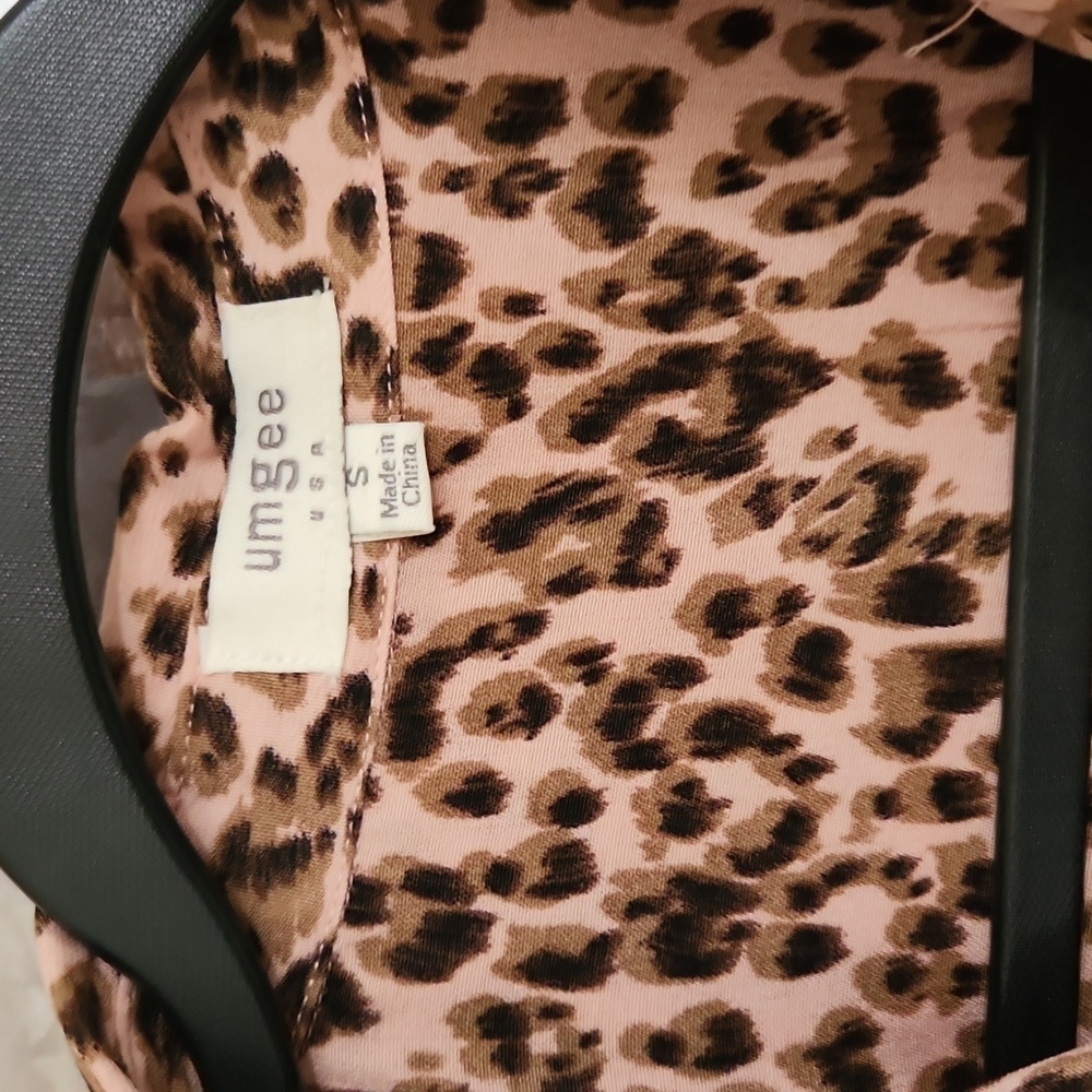 Umgee Leopard Print Button Down Pink Brown Femini… - image 4